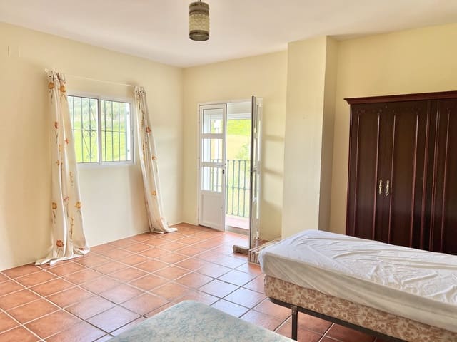 3 soveværelse Finca/Landehus til salg i Casarabonela med garage - € 320.000 (Ref: 9447098)