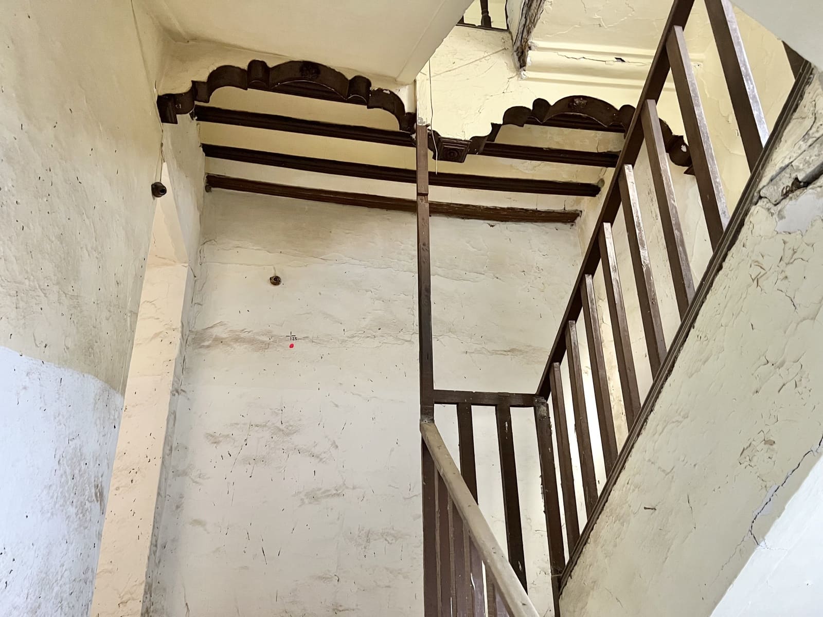 8 soveværelse Byhus til salg i Casarabonela - € 78.000 (Ref: 9449673)