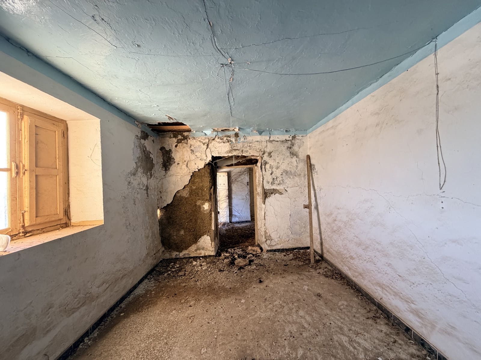 8 slaapkamer Huis te koop in Casarabonela - € 78.000 (Ref: 9449673)