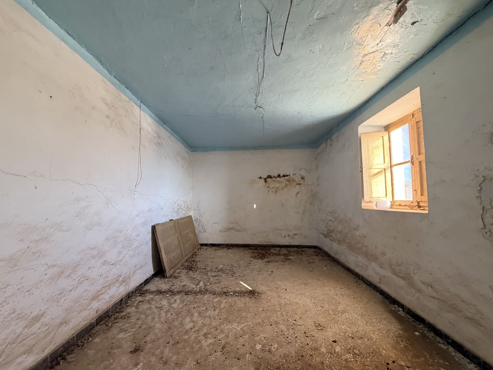 8 slaapkamer Huis te koop in Casarabonela - € 78.000 (Ref: 9449673)