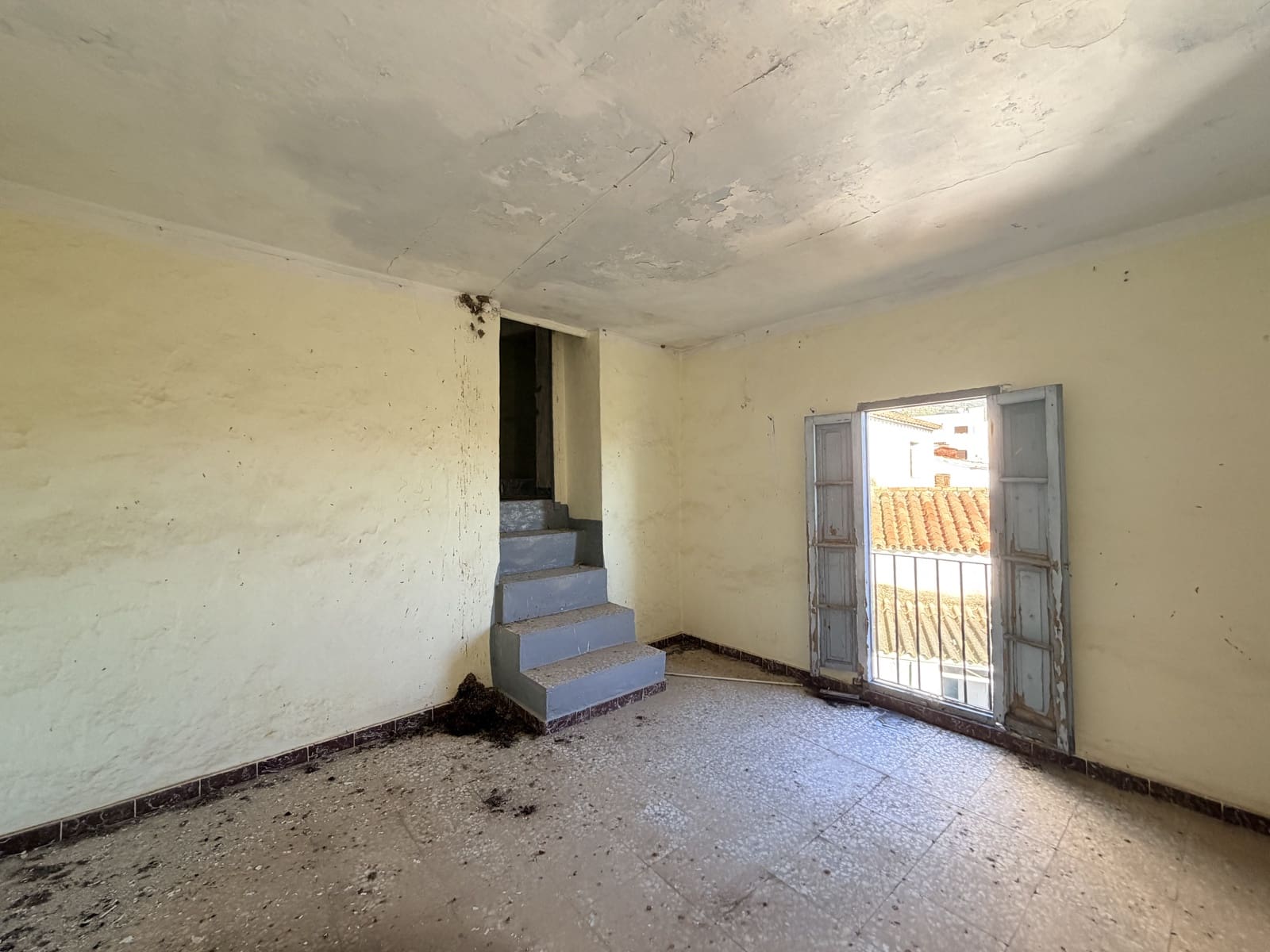 8 slaapkamer Huis te koop in Casarabonela - € 78.000 (Ref: 9449673)