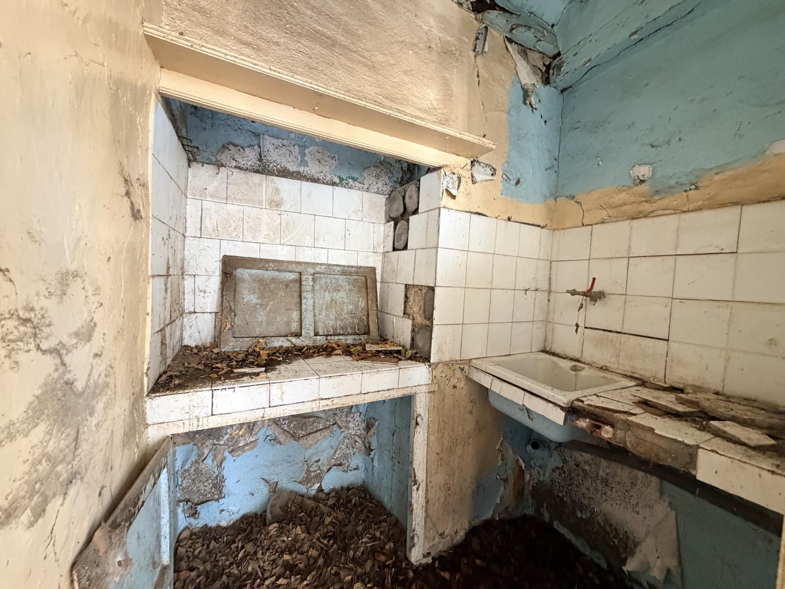 8 slaapkamer Huis te koop in Casarabonela - € 78.000 (Ref: 9449673)