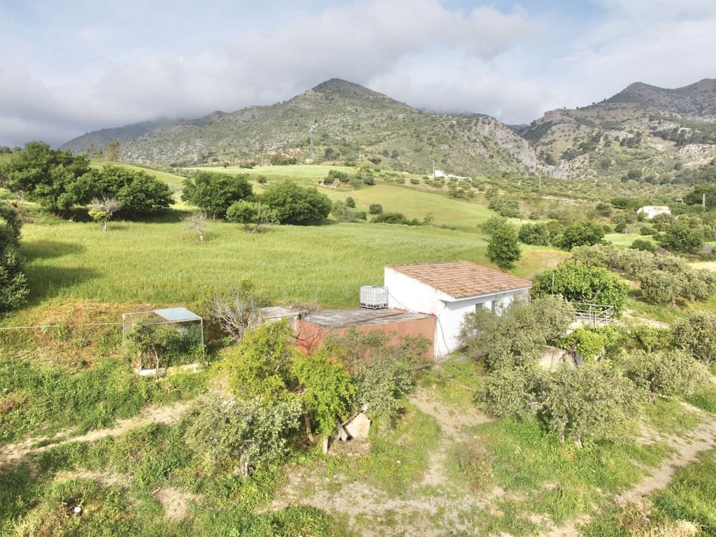 1 makuuhuone Maalaistalo myytävänä paikassa Casarabonela - 85 000 € (Ref: 9521456)