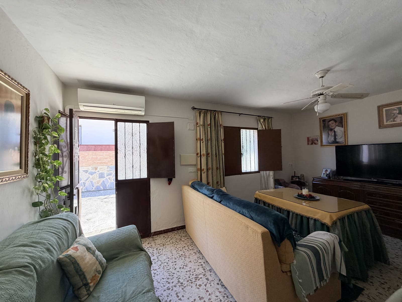 6 makuuhuone Maalaistalo myytävänä paikassa Alora mukana 
autotalli - 299 950 € (Ref: 9538937)