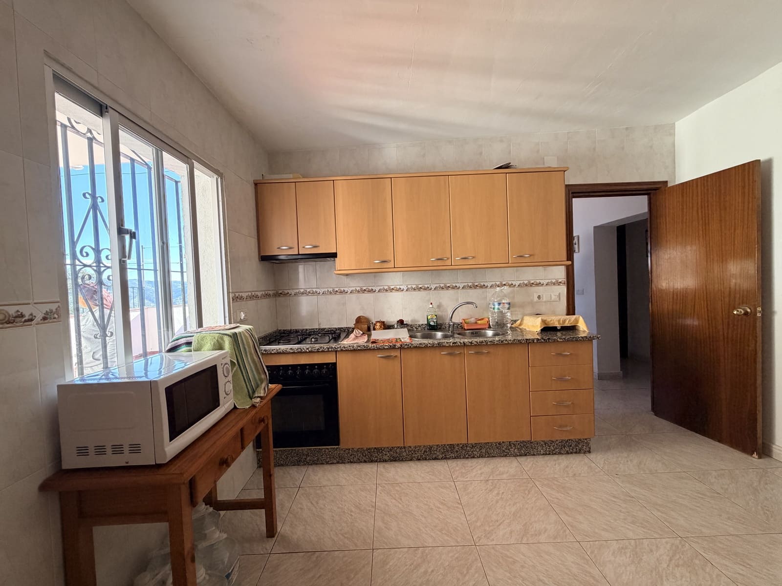 6 makuuhuone Maalaistalo myytävänä paikassa Alora mukana 
autotalli - 299 950 € (Ref: 9538937)