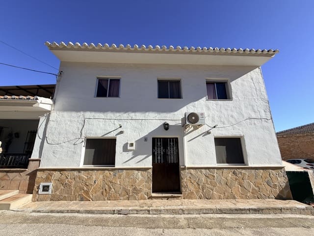 6 makuuhuone Maalaistalo myytävänä paikassa Alora mukana 
autotalli - 299 950 € (Ref: 9538937)