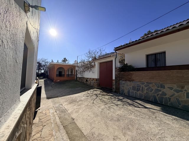 6 makuuhuone Maalaistalo myytävänä paikassa Alora mukana 
autotalli - 299 950 € (Ref: 9538937)