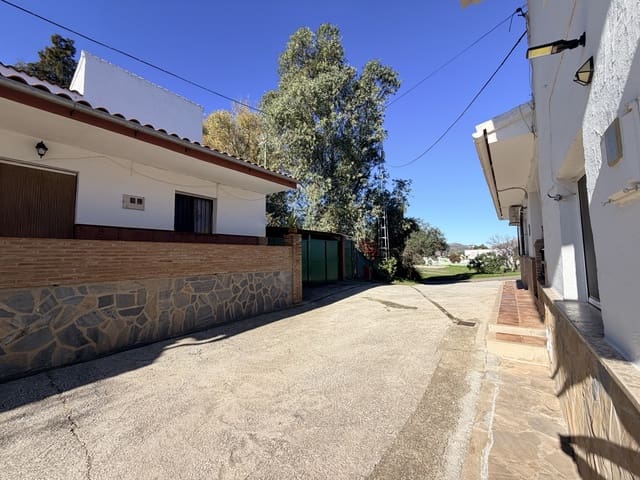 6 makuuhuone Maalaistalo myytävänä paikassa Alora mukana 
autotalli - 299 950 € (Ref: 9538937)