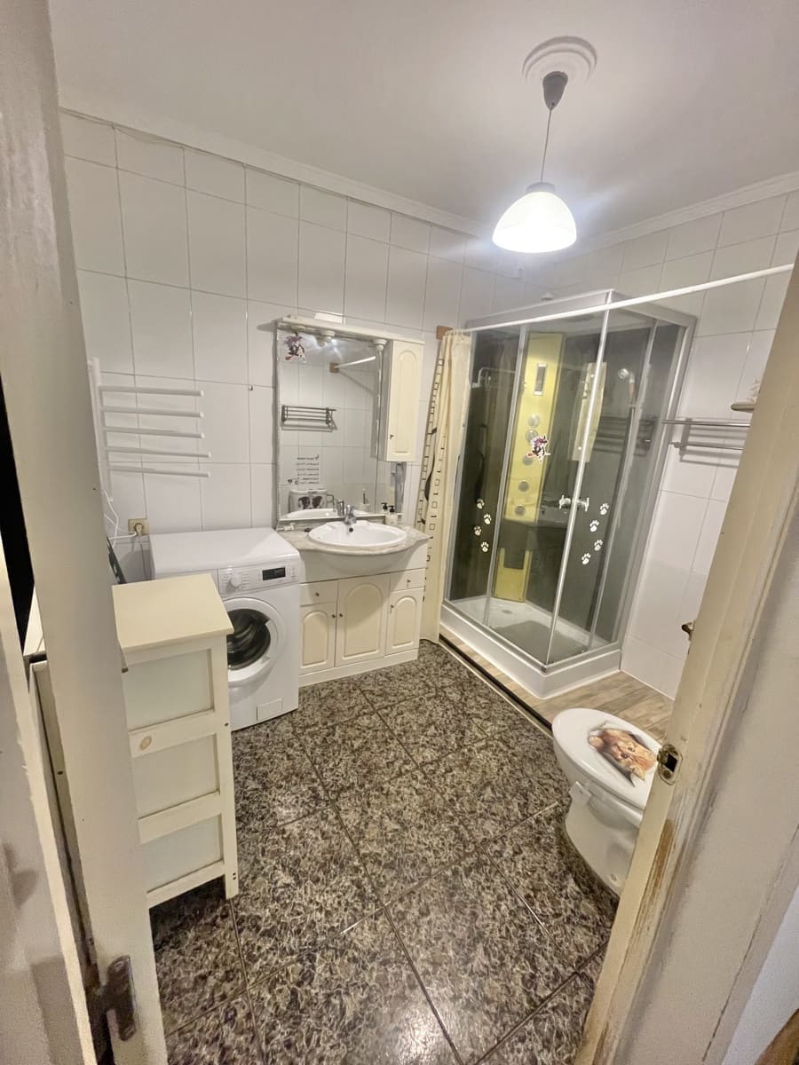 6 slaapkamer Huis te koop in Pruna met garage - € 85.000 (Ref: 9543931)