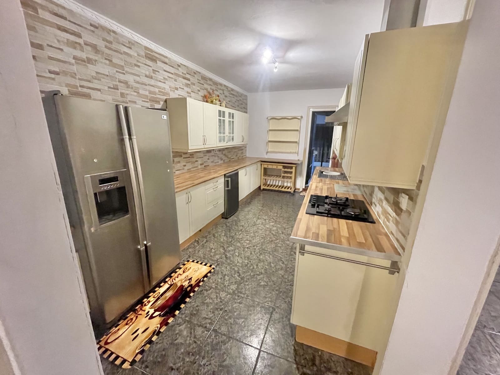 6 slaapkamer Huis te koop in Pruna met garage - € 85.000 (Ref: 9543931)