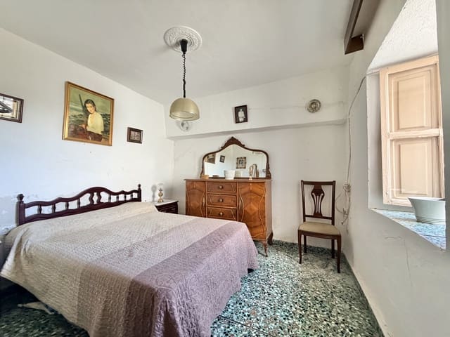6 chambre Villa/Maison Mitoyenne à vendre à Casarabonela avec garage - 160 000 € (Ref: 9620603)