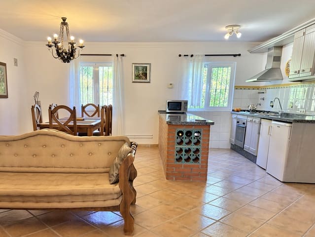 2 soverom Finca/Herregård til salgs i Casarabonela med garasje - € 349 950 (Ref: 9632766)