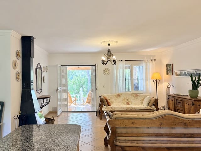 2 soverom Finca/Herregård til salgs i Casarabonela med garasje - € 349 950 (Ref: 9632766)