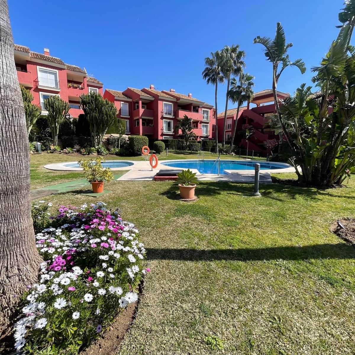3 bedroom Apartment for sale in Mijas with pool garage - € 312,000 (Ref: 9683903)