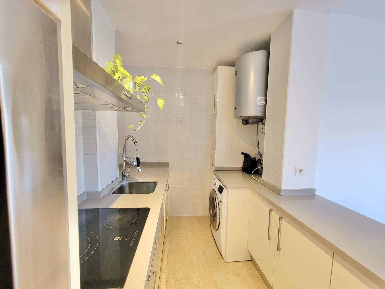 3 bedroom Apartment for sale in Mijas with pool garage - € 312,000 (Ref: 9683903)