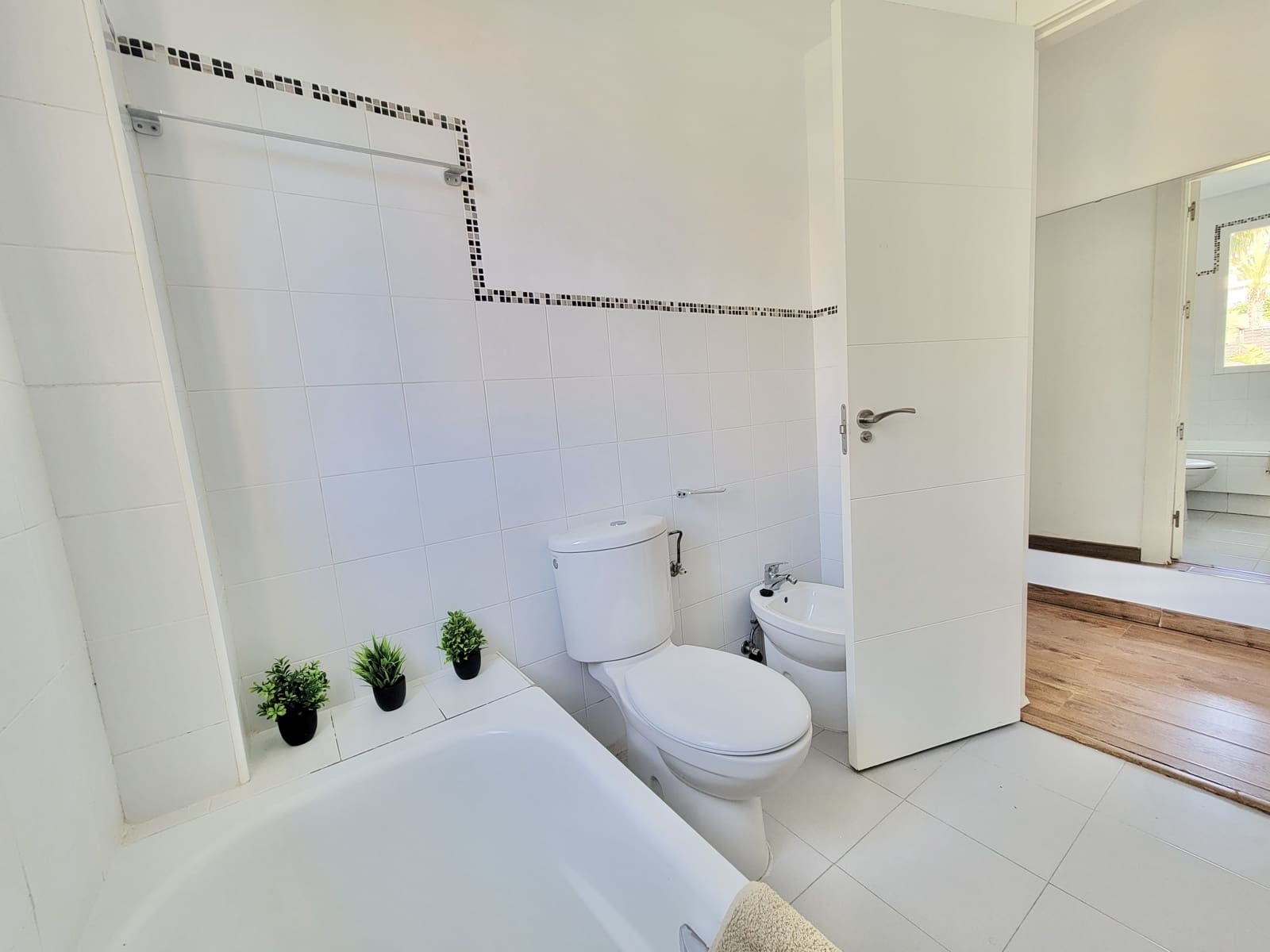 3 bedroom Apartment for sale in Mijas with pool garage - € 312,000 (Ref: 9683903)