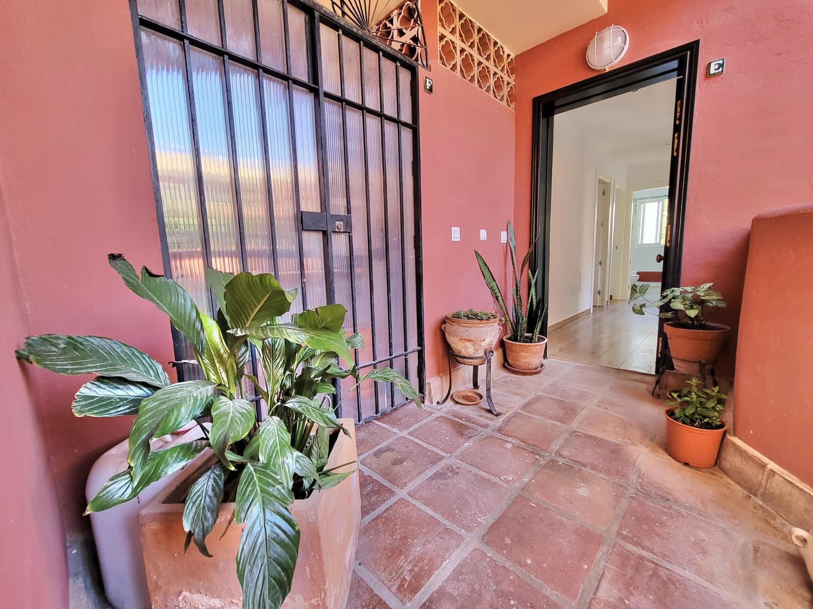 3 bedroom Apartment for sale in Mijas with pool garage - € 312,000 (Ref: 9683903)