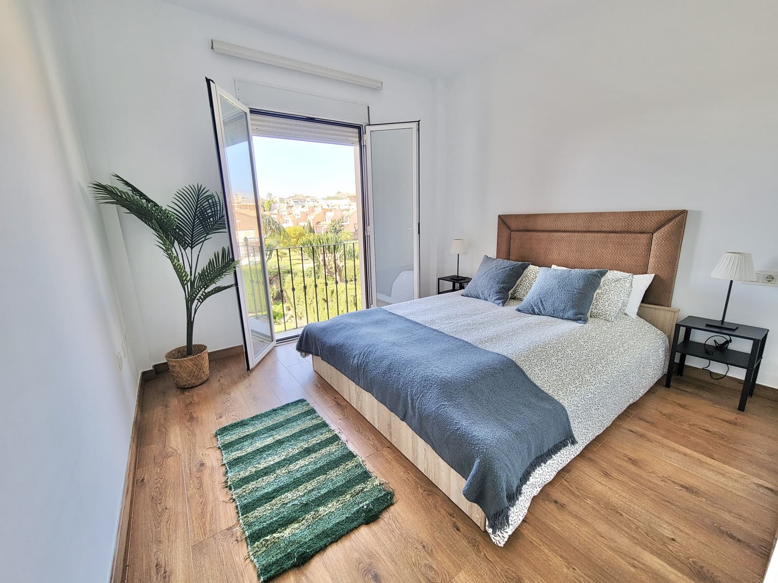 3 bedroom Apartment for sale in Mijas with pool garage - € 312,000 (Ref: 9683903)