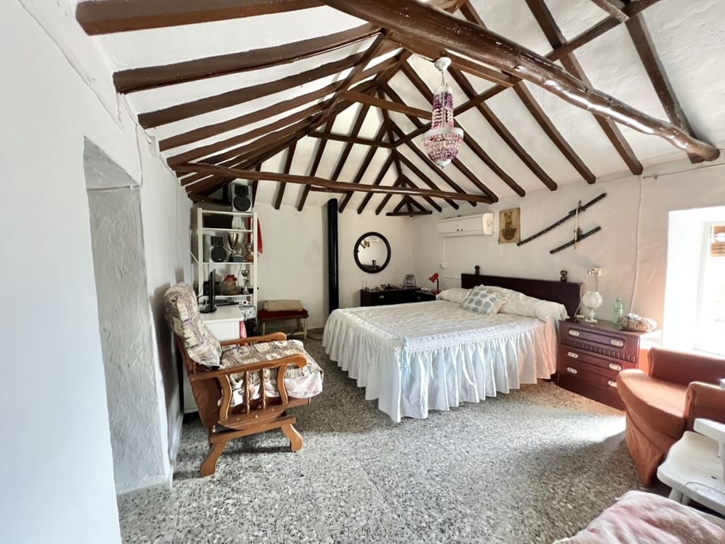 7 chambre Finca/Maison de Campagne à vendre à Casarabonela avec piscine garage - 749 000 € (Ref: 9715209)
