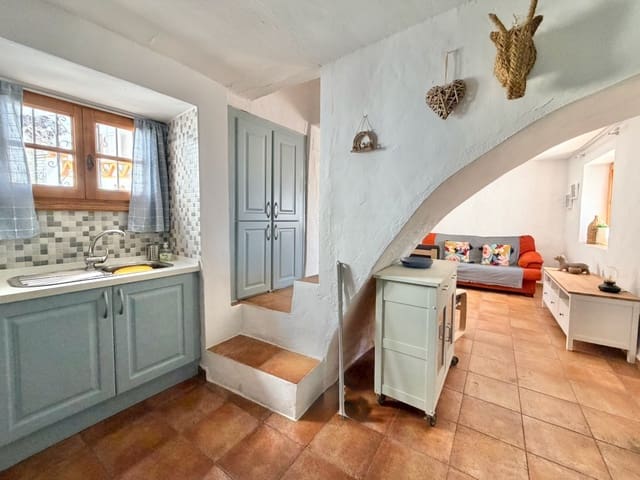 2 quarto Casa em Banda para venda em Casarabonela - 139 950 € (Ref: 9784272)