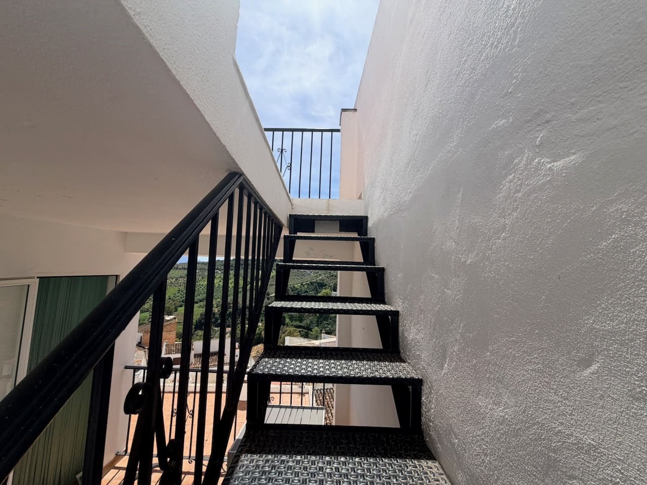 2 quarto Casa em Banda para venda em Casarabonela - 139 950 € (Ref: 9784272)