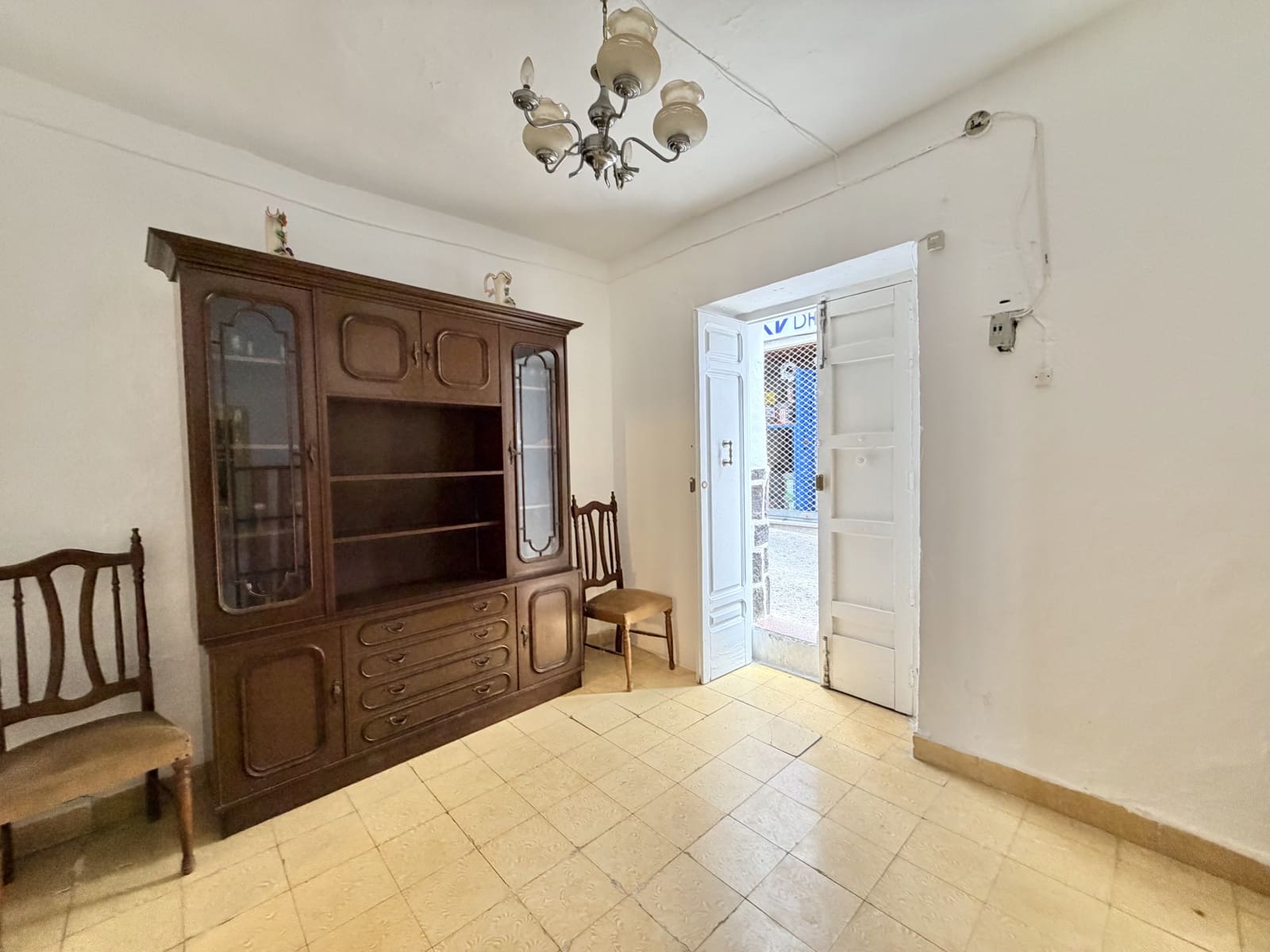 2 bedroom Townhouse for sale in Casarabonela - € 89,950 (Ref: 9852279)