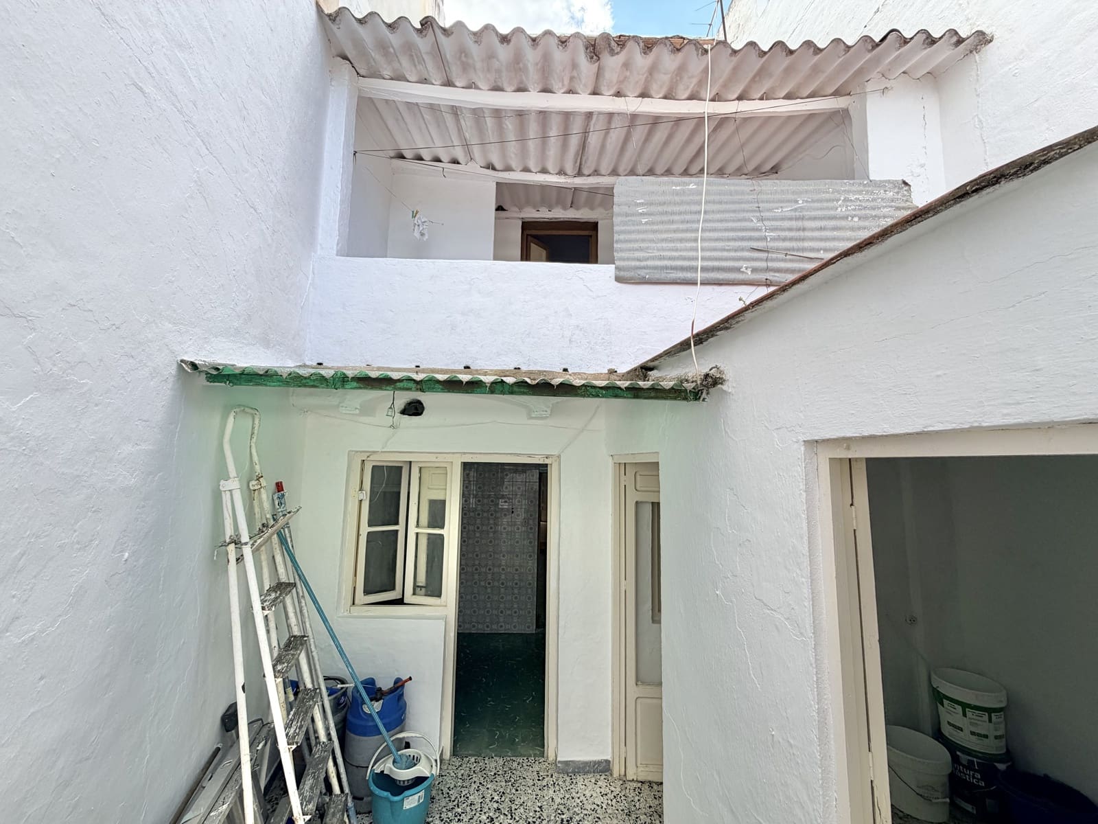2 bedroom Townhouse for sale in Casarabonela - € 89,950 (Ref: 9852279)