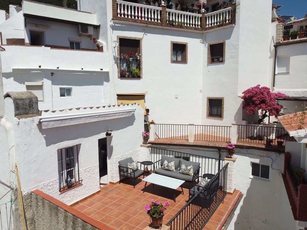 2 soverom Hus til salgs i Casarabonela - € 125 000 (Ref: 9975712)
