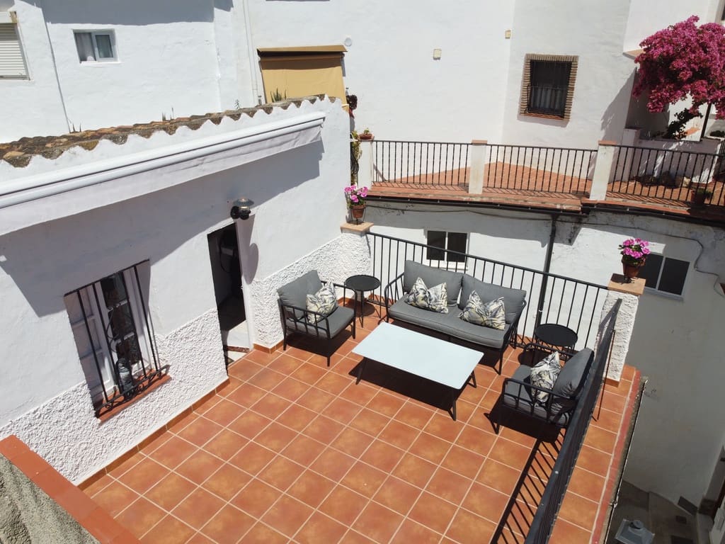 2 soverom Hus til salgs i Casarabonela - € 125 000 (Ref: 9975712)