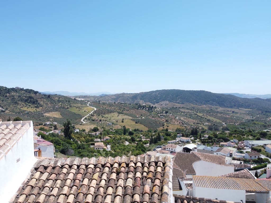 2 soverom Hus til salgs i Casarabonela - € 125 000 (Ref: 9975712)