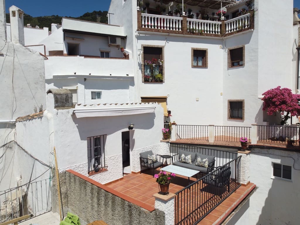 2 soverom Hus til salgs i Casarabonela - € 125 000 (Ref: 9975712)