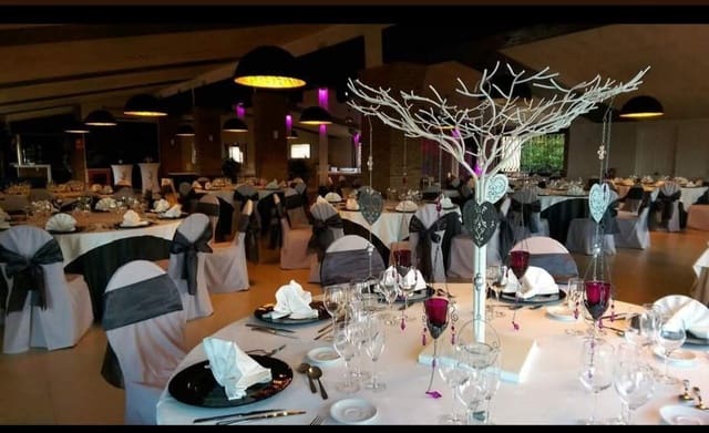 5 bedroom Restaurant/Bar for sale in Montbrió del Camp with pool garage - € 2,875,000 (Ref: 9363051)