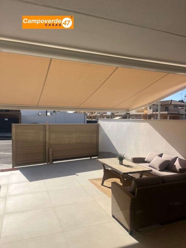 3 makuuhuone Bungalow myytävänä paikassa San Pedro del Pinatar mukana uima-altaan - 329 000 € (Ref: 10065381)