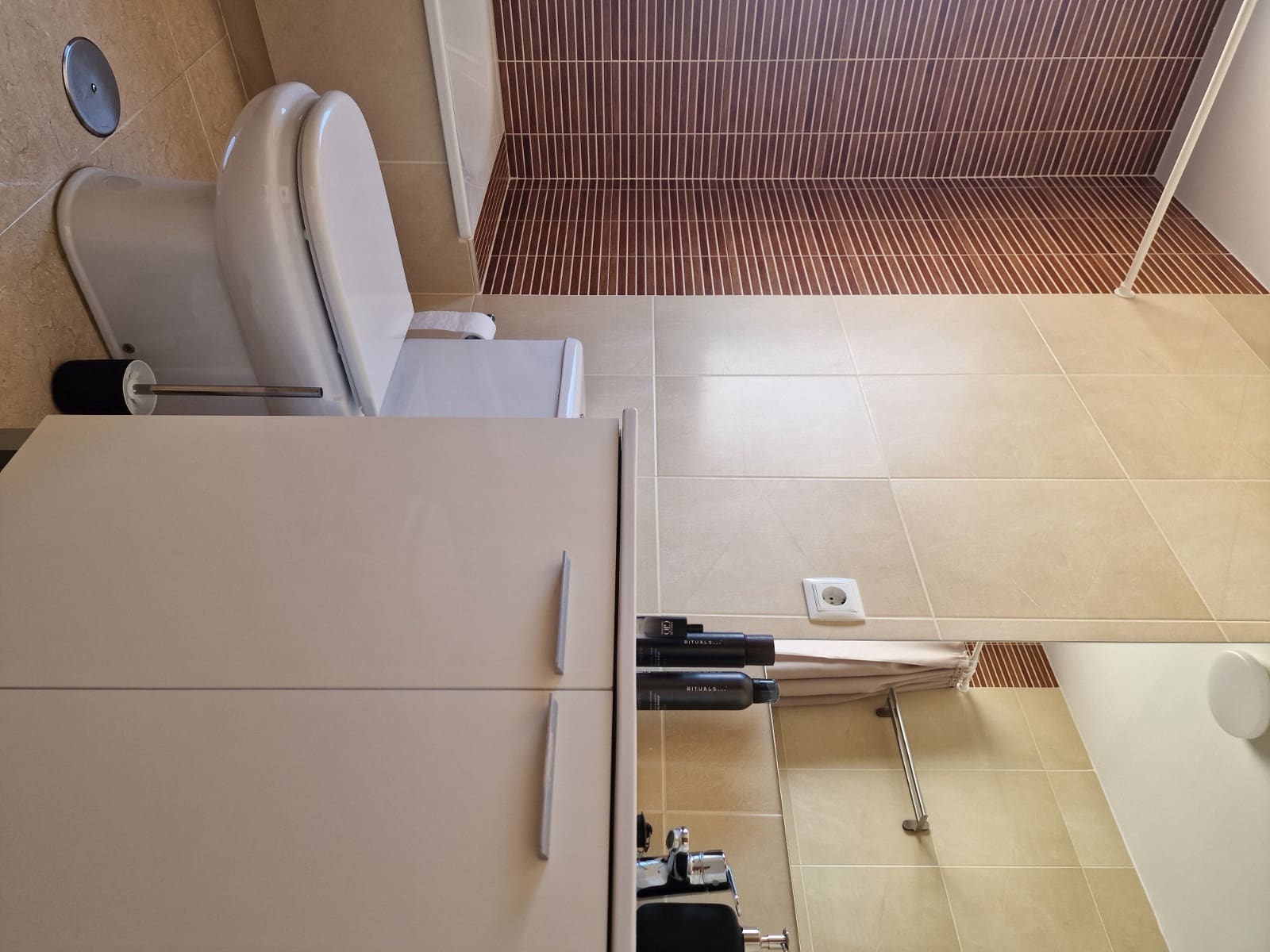 2 Zimmer Apartment zu verkaufen in Lo Pagan mit Pool Garage - 199.000 € (Ref: 10091479)