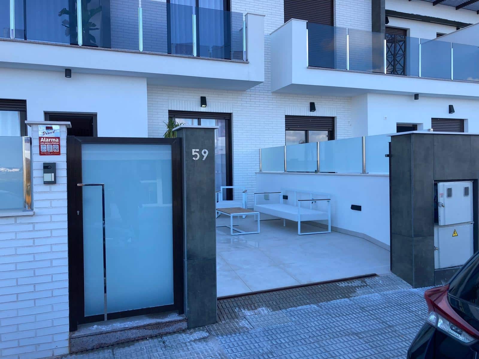 3 quarto Moradia para venda em San Pedro del Pinatar com piscina - 345 000 € (Ref: 9447118)