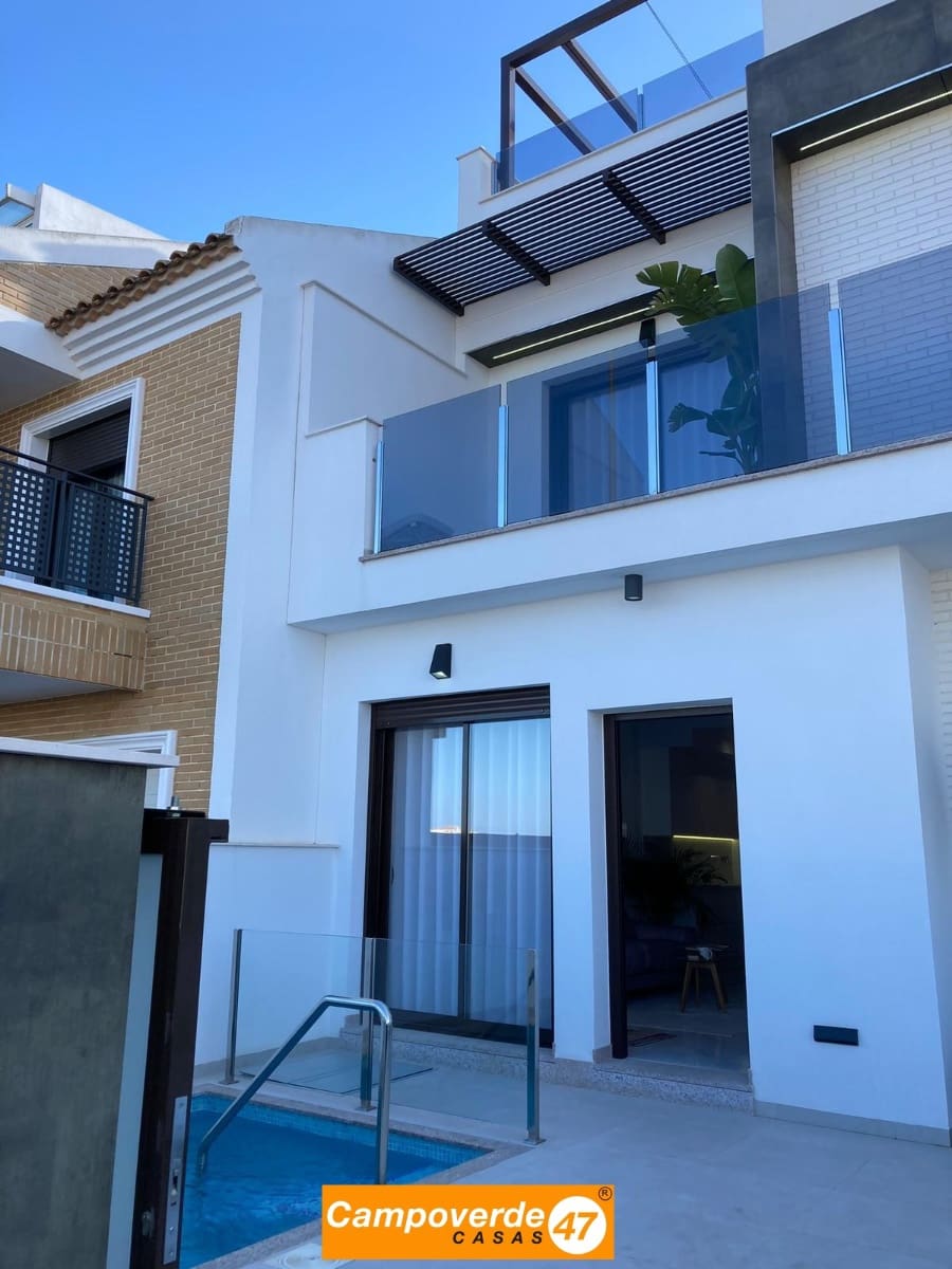 3 quarto Moradia para venda em San Pedro del Pinatar com piscina - 345 000 € (Ref: 9447118)