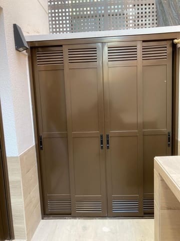 3 quarto Moradia para venda em San Pedro del Pinatar com piscina - 345 000 € (Ref: 9447118)