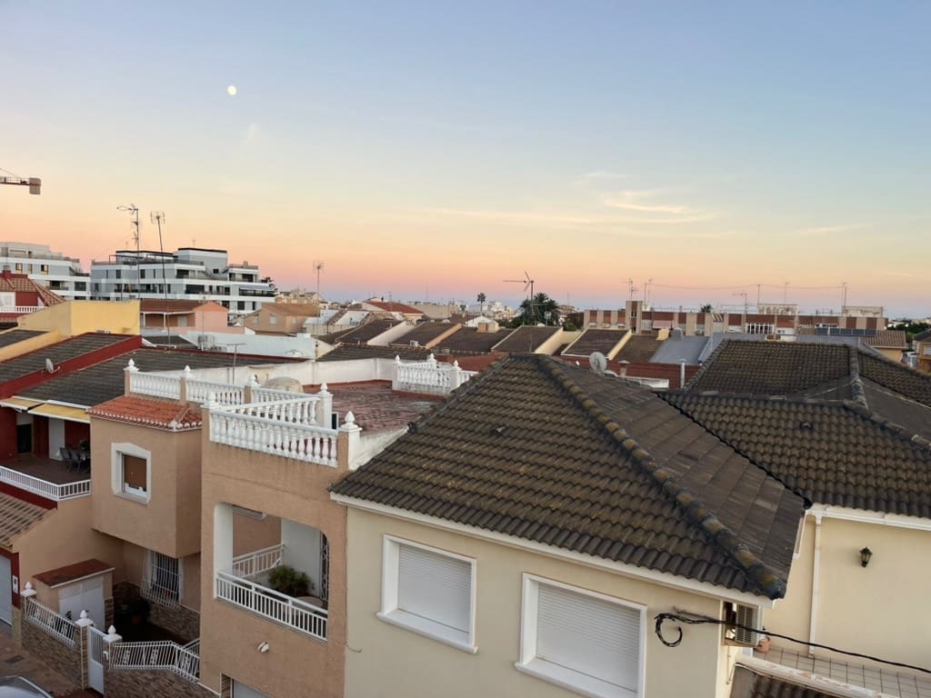 4 slaapkamer Appartement te koop in San Pedro del Pinatar met garage - € 239.000 (Ref: 9447121)