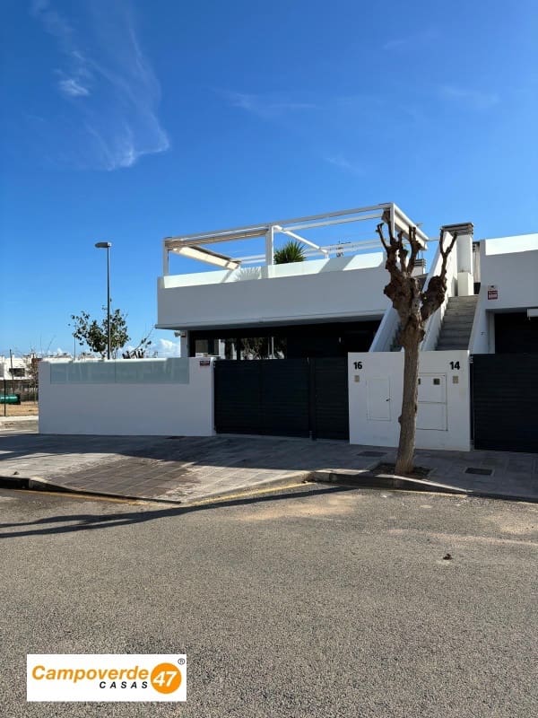 3 bedroom Villa for sale in Pilar de la Horadada with pool - € 385,000 (Ref: 9447122)