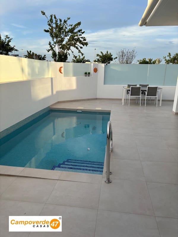 3 bedroom Villa for sale in Pilar de la Horadada with pool - € 385,000 (Ref: 9447122)