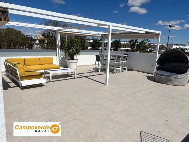 3 bedroom Villa for sale in Pilar de la Horadada with pool - € 385,000 (Ref: 9447122)