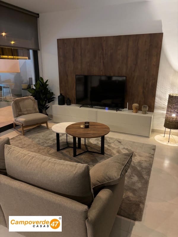 3 bedroom Villa for sale in Pilar de la Horadada with pool - € 385,000 (Ref: 9447122)