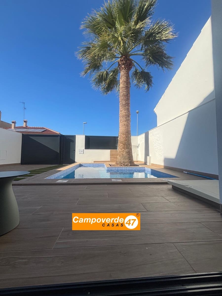3 slaapkamer Villa te koop in San Pedro del Pinatar met zwembad garage - € 479.900 (Ref: 9447124)