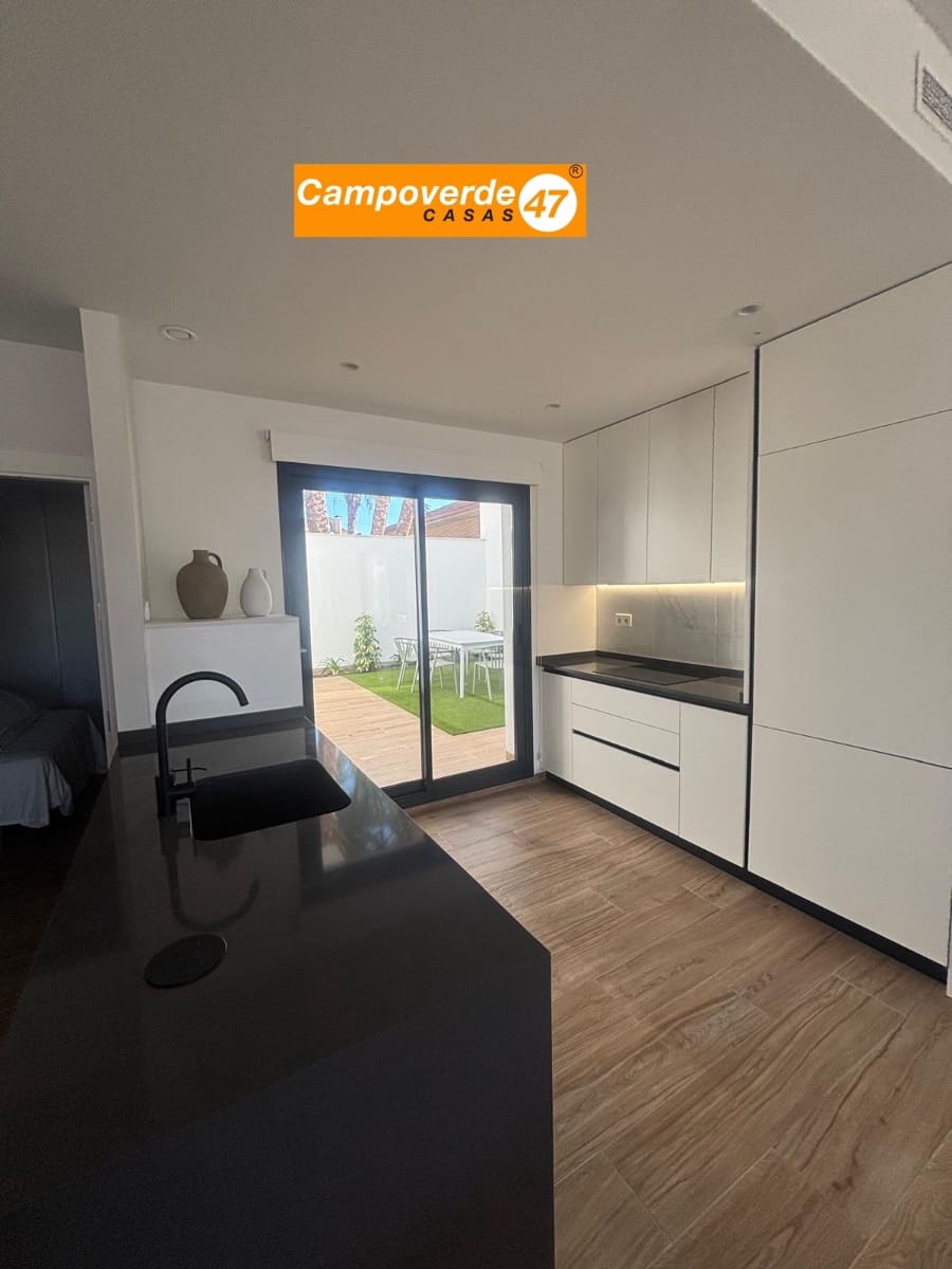 3 slaapkamer Villa te koop in San Pedro del Pinatar met zwembad garage - € 479.900 (Ref: 9447124)
