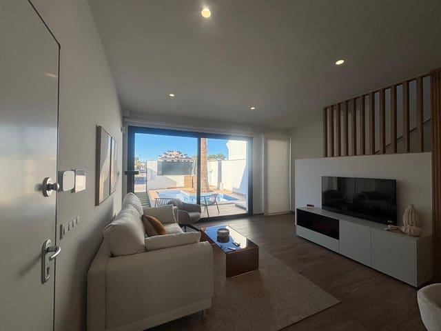 3 slaapkamer Villa te koop in San Pedro del Pinatar met zwembad garage - € 479.900 (Ref: 9447124)