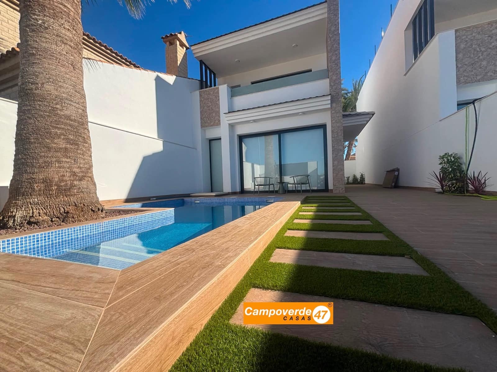 3 slaapkamer Villa te koop in San Pedro del Pinatar met zwembad garage - € 479.900 (Ref: 9447124)