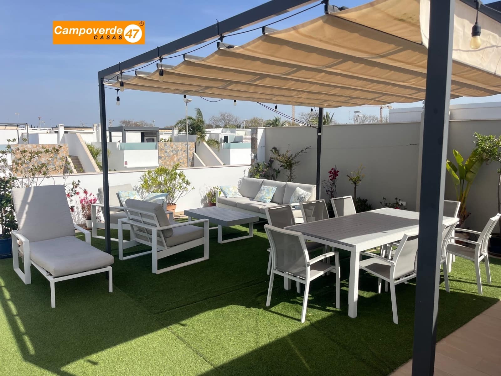 3 slaapkamer Halfvrijstaande villa te koop in Pilar de la Horadada met zwembad - € 349.900 (Ref: 9804833)