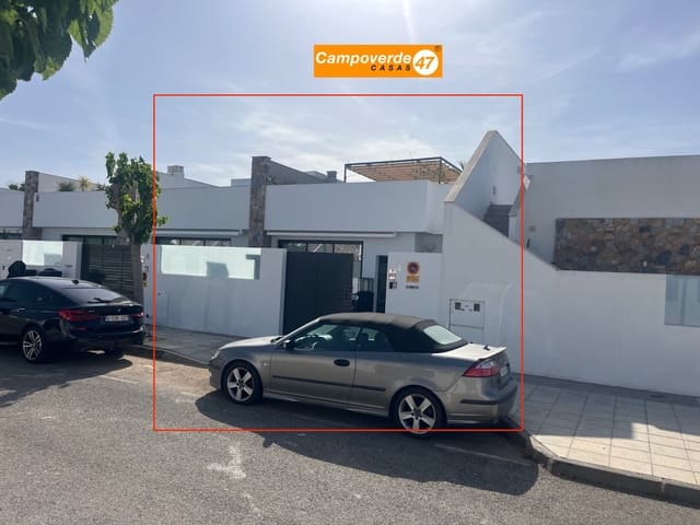 3 slaapkamer Halfvrijstaande villa te koop in Pilar de la Horadada met zwembad - € 349.900 (Ref: 9804833)