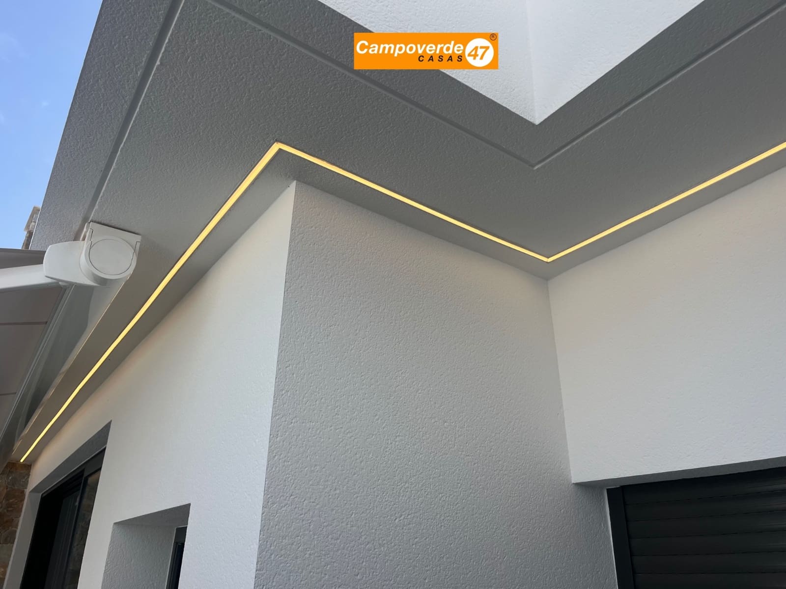 3 slaapkamer Halfvrijstaande villa te koop in Pilar de la Horadada met zwembad - € 349.900 (Ref: 9804833)