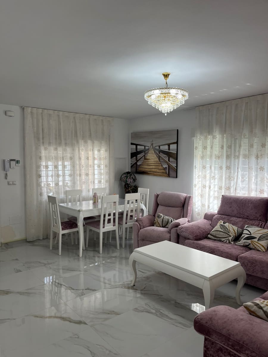 5 slaapkamer Villa te koop in Torre de la Horadada - € 589.900 (Ref: 9971493)